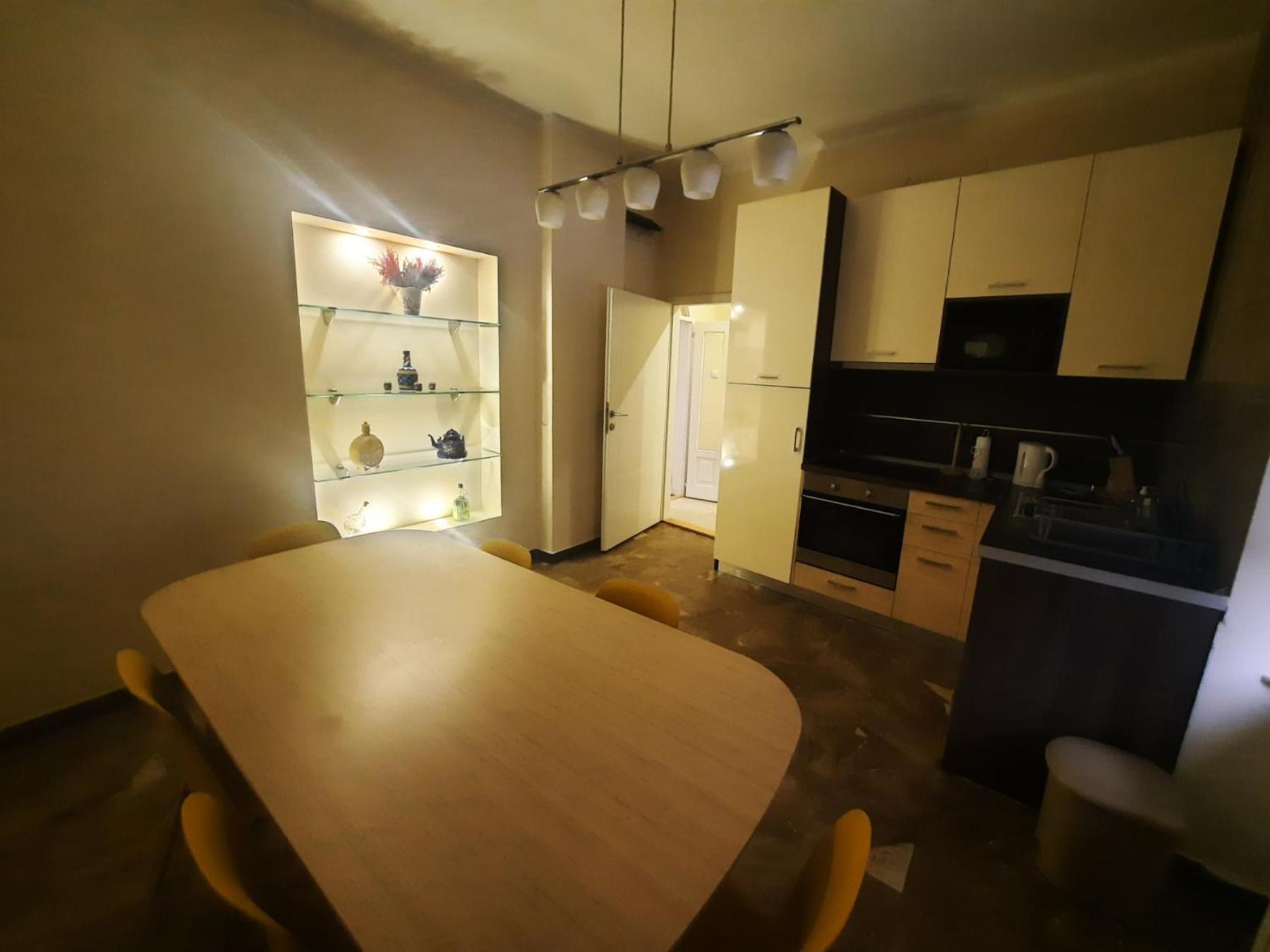 Authentic Belgrade Centre Apartments For Large Groups, Republic Square - Up To 47 People In 5 Apartments Номер фото